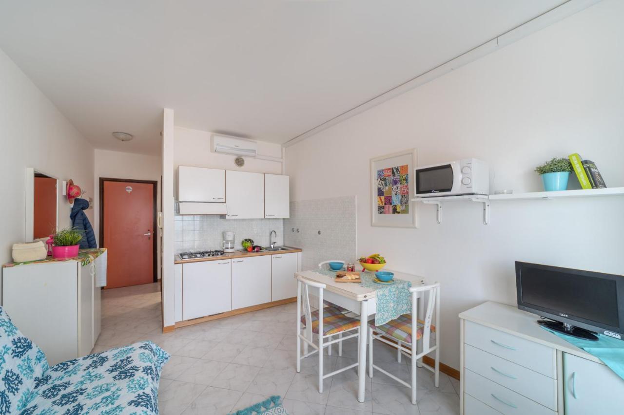 Residenza Puerto Do Sol Apartment Lignano Sabbiadoro Luaran gambar