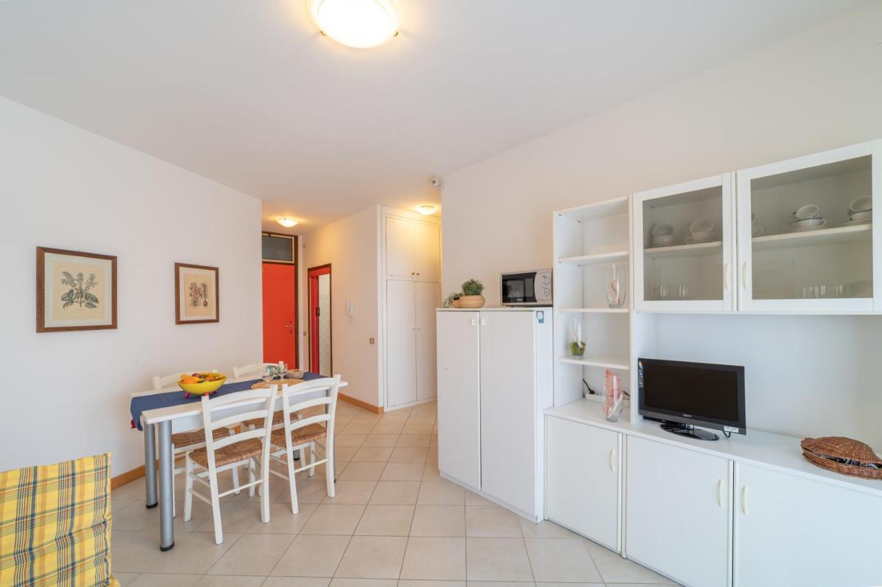 Residenza Puerto Do Sol Apartment Lignano Sabbiadoro Luaran gambar
