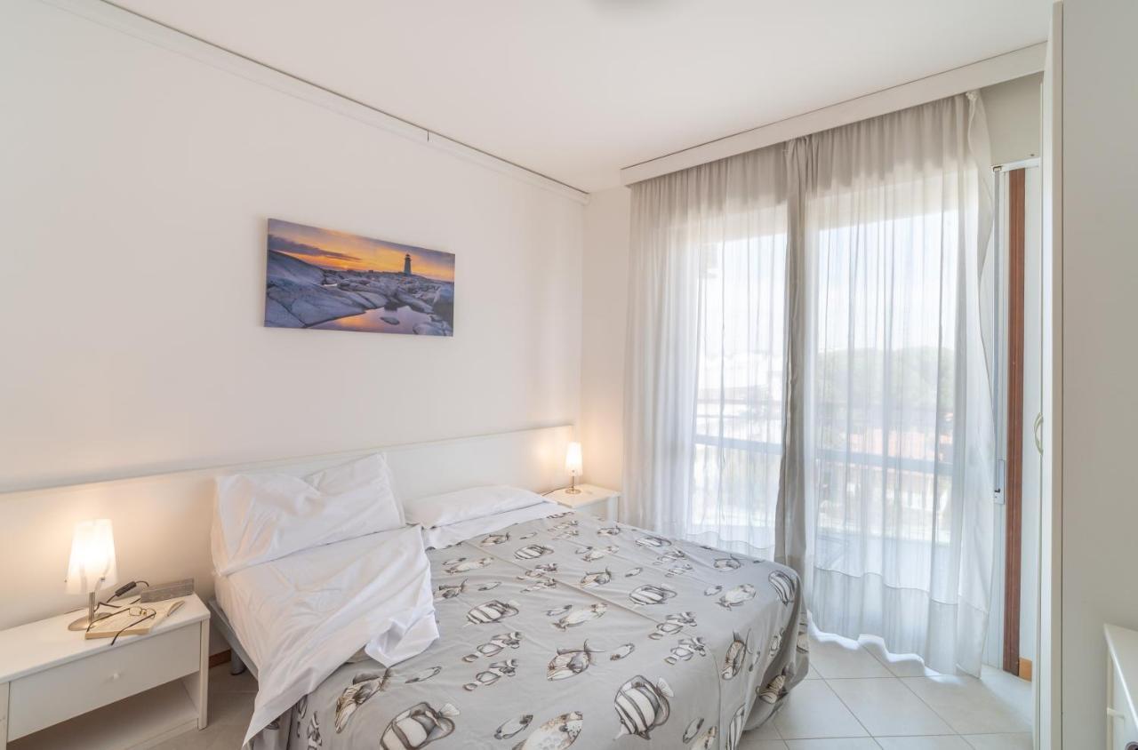Residenza Puerto Do Sol Apartment Lignano Sabbiadoro Luaran gambar