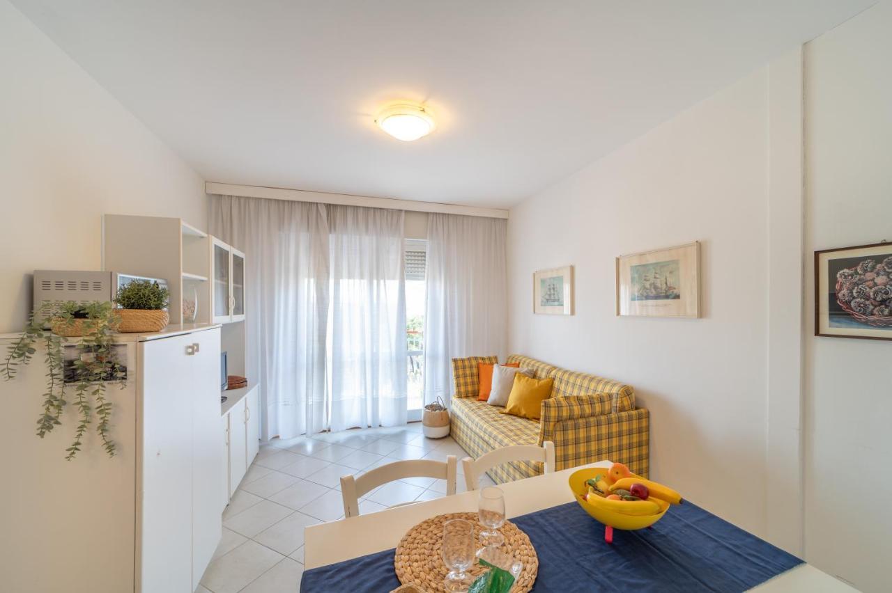 Residenza Puerto Do Sol Apartment Lignano Sabbiadoro Luaran gambar